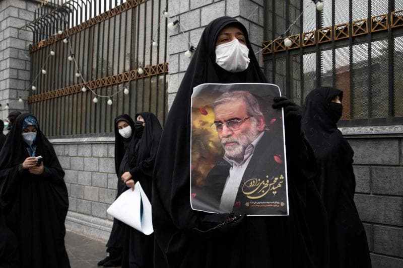 Fakhrizadeh, sang ilmuwan nuklir Iran yang disebut-sebut dibunuh dengan robot. (New York Times/Arash Khamooshi)