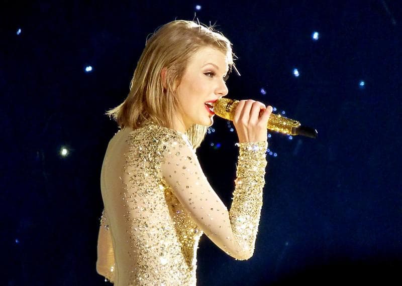 Banyak lagu Taylor Swift yang dibuat usai patah hati karena putus cinta. (Flickr/

makaiyla willis)