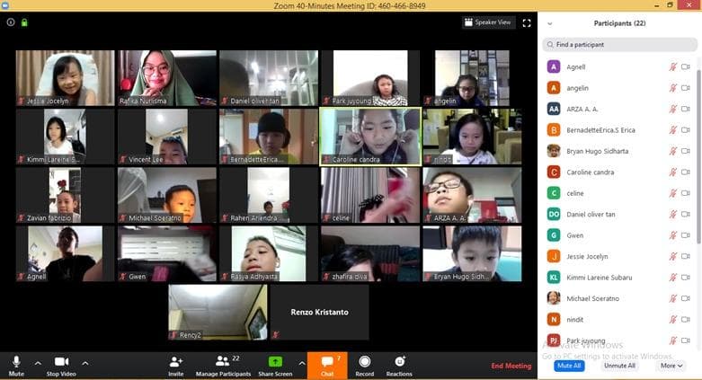Hasil cuplikan layar kegiatan belajar mengajar daring menggunakan aplikasi zoom dilakukan oleh Rafika bersama siswa SD Global Inbyra School. (Inibaru.id/ Rafida Azzundhani)