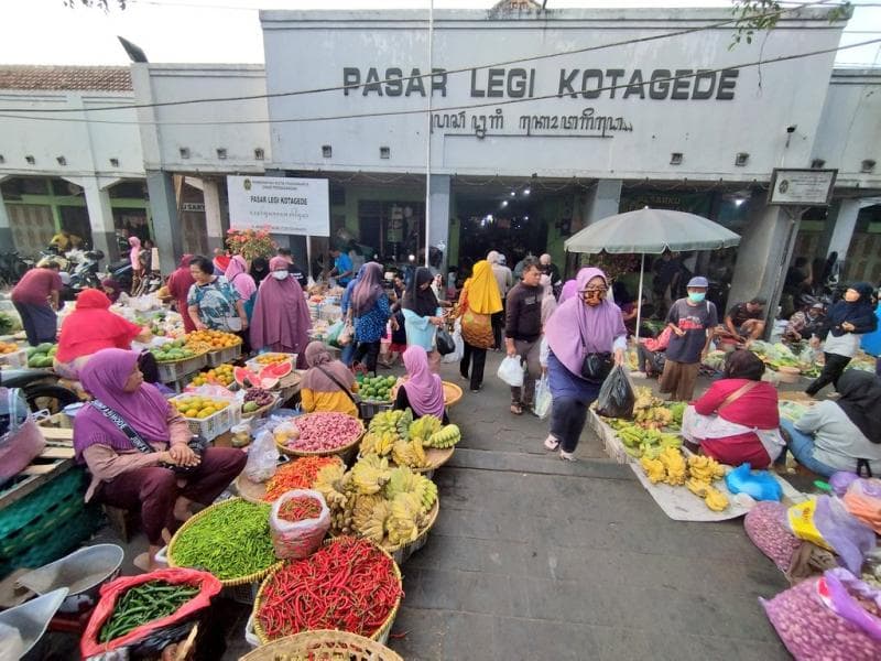Pasar Legi Kotagede Yogyakarta. (Twitter/arieparikesit)