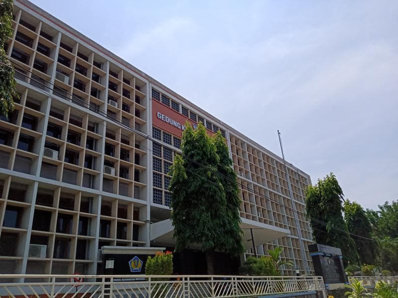 Gedung Papag kini difungsikan sebagai Gedung Keuangan Negara. (Inibaru.id/ Zulfa Anisah)