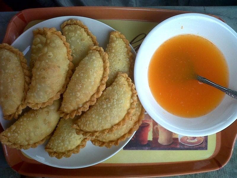 Jalangkote, gorengan khas Sulawesi (resepmasakannusantaraoriginal.blogspot)