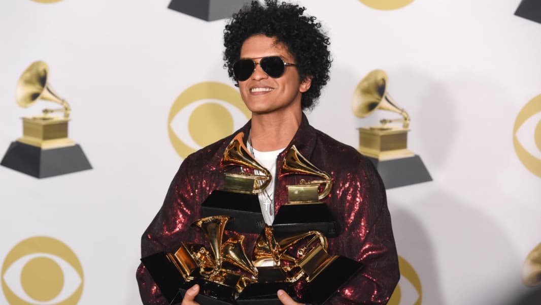 Bruno Mars rajai perolehan piala BBMA kategori R&B. (Onn.network)