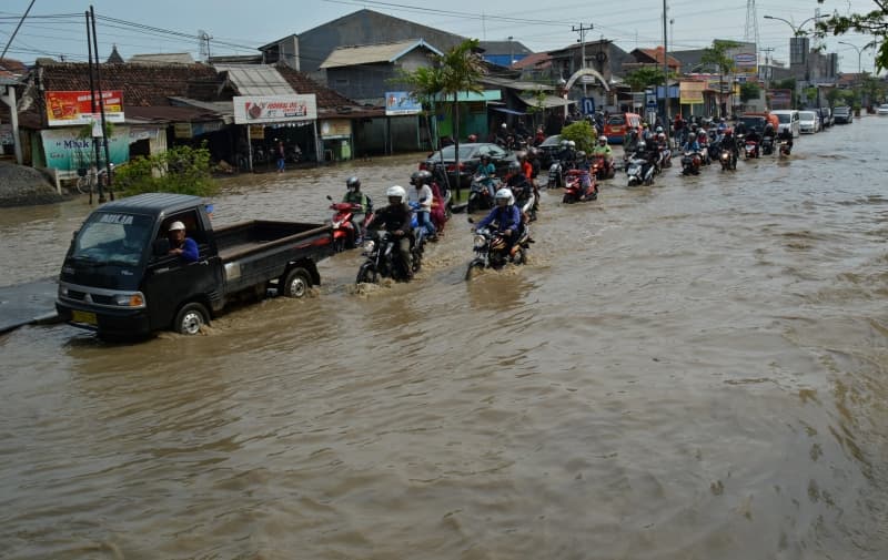 Banjir di Jalur Pantura Kota Semarang. (Antaranews.com)