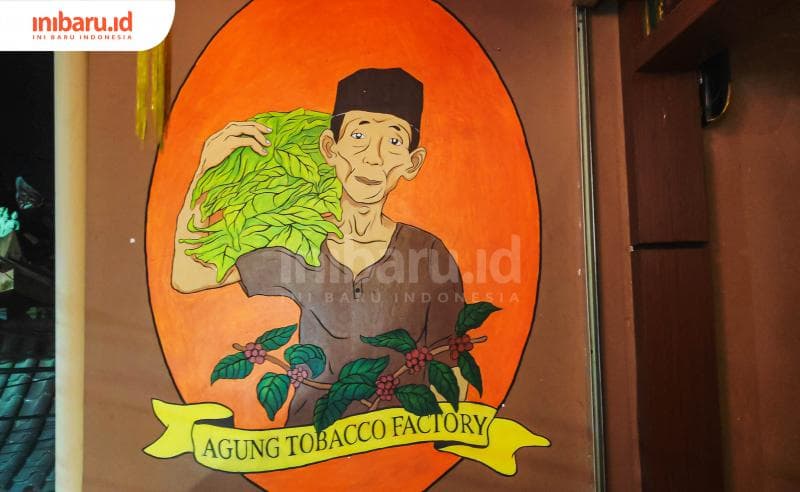 Sebelum berbentuk cafe, Mukti adalah sebuah toko tembakau bernama Toko Tembakau Mukti. (Inibaru.id/ Bayu N)