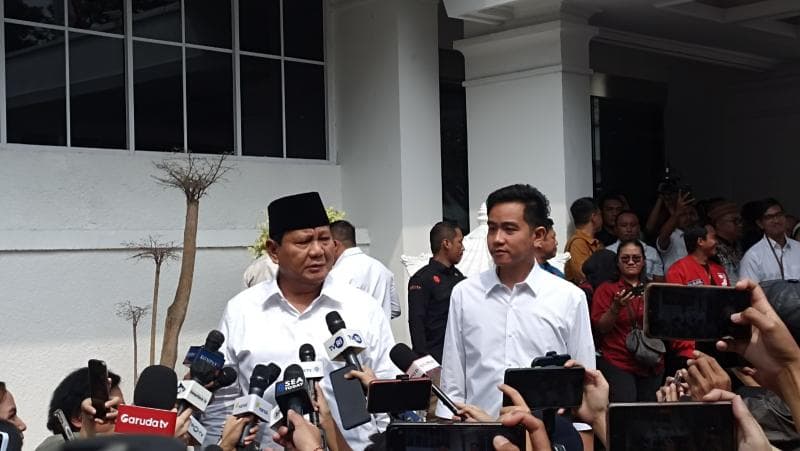Prabowo - Gibran usai ditetapkan jadi presiden dan wakil presiden 2024 - 2029. (SinPo/Sigit Nuryadin)