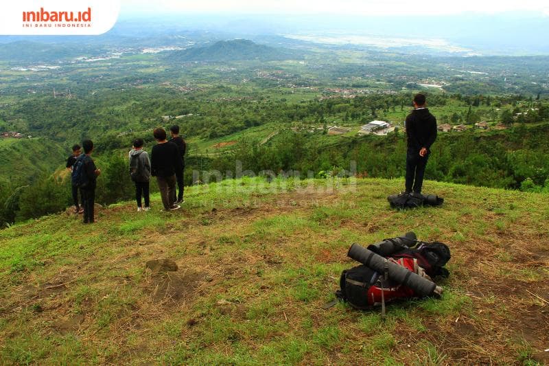 Ilustrasi - Sejumlah warga dari Kabupaten Limapuluh Kota tersesat di hutan Kabupaten Agam. (Inibaru.id/ Triawanda Tirta Aditya)<br>