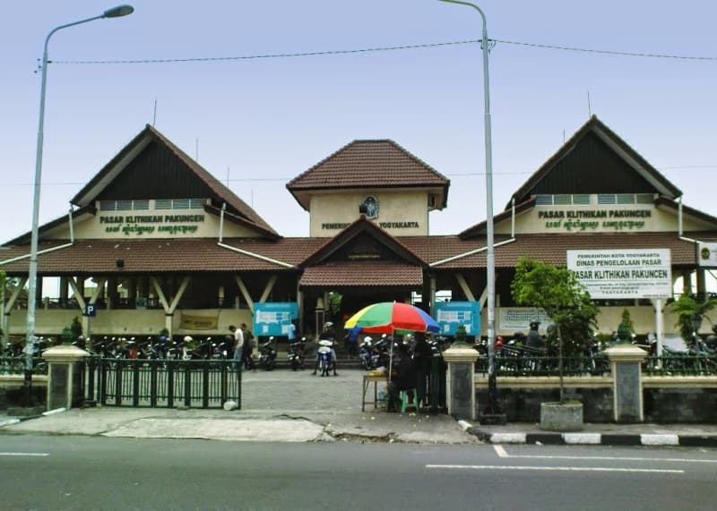Bangunan Pasar Klitikan Yogyakarta (Info-Jogja.com)
